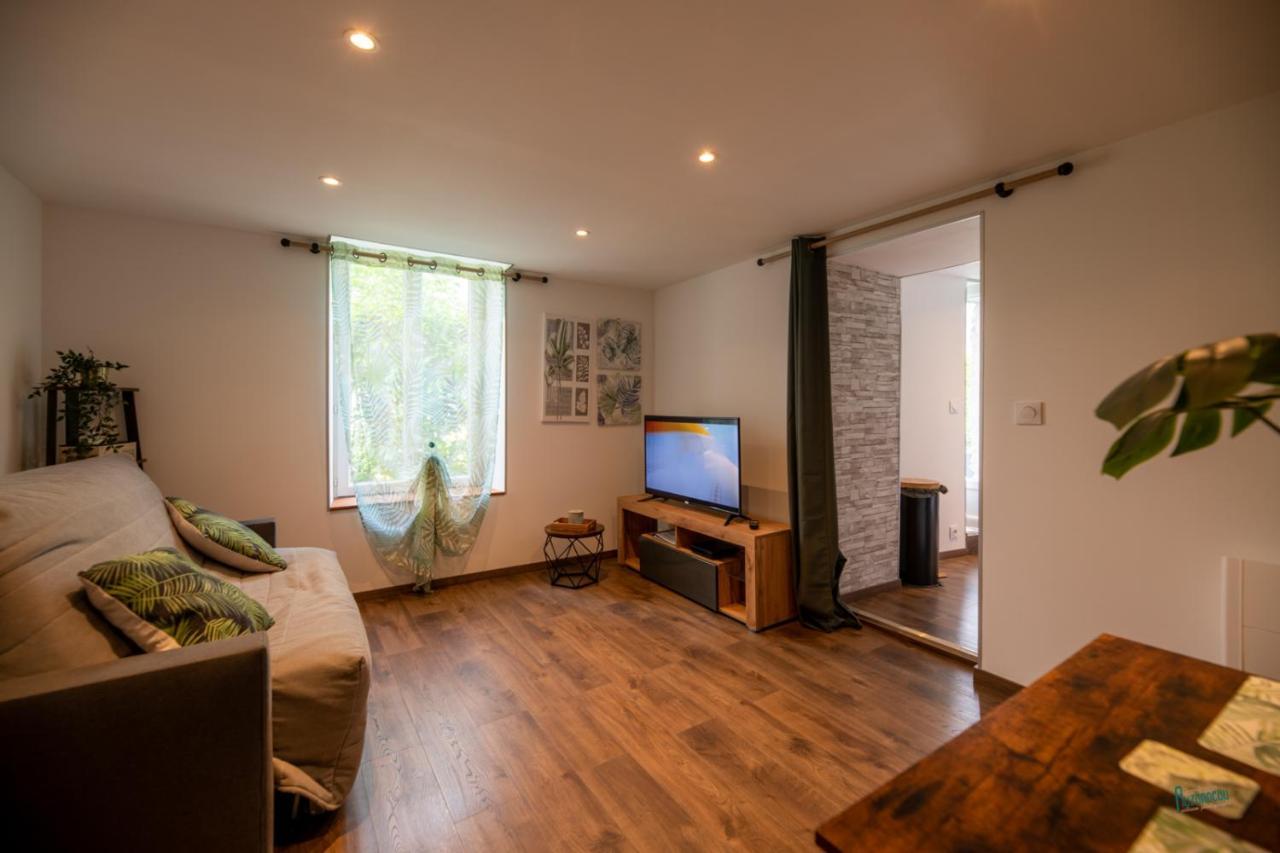 Naturel : Studio Calme Et Agreable Les Bordes 외부 사진